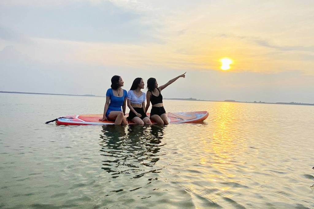 Du lịch Hồ Trị An – vui chơi ngay sát Sài Gòn