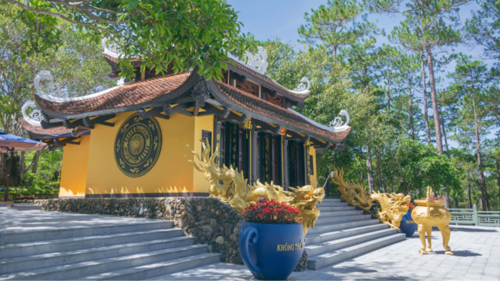 Vé tham quan Tea Resort – Khu du lịch Đèo Prenn Đà Lạt